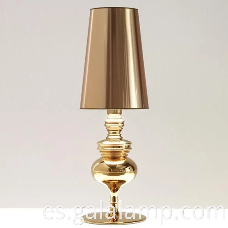 Lámpara de mesa inalámbrica de metal dorado moderna para decoración del hogar